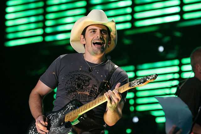US of celebs - Brad Paisley Brad Paisley