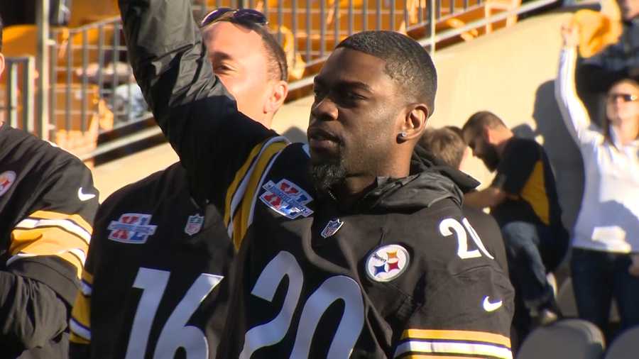 Bryant McFadden.jpg Bryant McFadden
