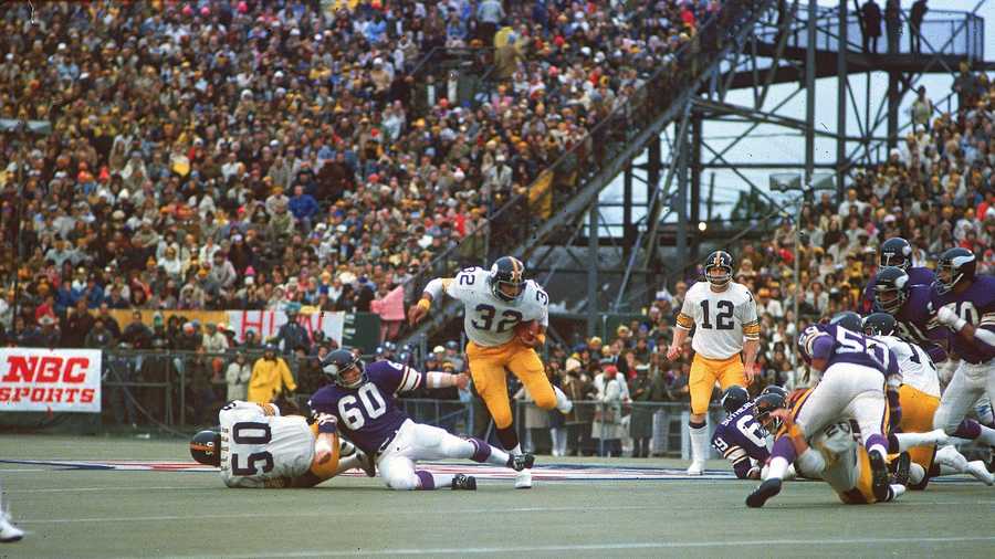 Pittsburgh Steelers running back Franco Harris, (32), tries for some extra yardage during Super Bowl IX against the Minnesota Vikings in New Orleans, LA., on January 12, 1975. Pittsburgh Steelers running back Franco Harris, (32), tries for some extra yardage during Super Bowl IX against the Minnesota Vikings in New Orleans, LA., on January 12, 1975.