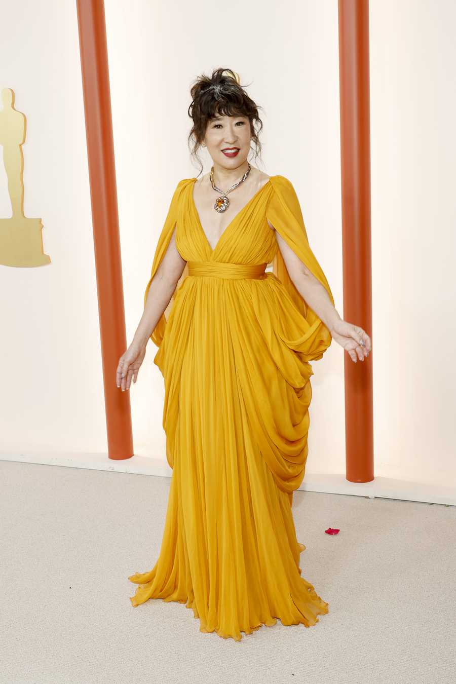 95th Annual Academy Awards - Arrivals HOLLYWOOD, CALIFORNIA - MARCH 12: Sandra Oh attends the 95th Annual Academy Awards on March 12, 2023 in Hollywood, California. (Photo by Mike Coppola/Getty Images)