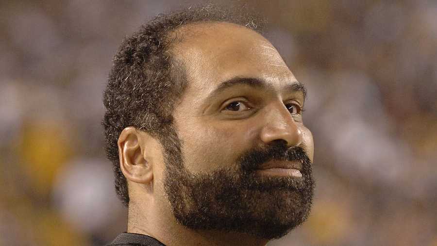 Retired Pittsburgh Steelers running back Franco Harris watches the action versus the Miami Dolphins at Heinz Field, September 7, 2006. The Steelers won 28-17. Retired Pittsburgh Steelers running back Franco Harris watches the action versus the Miami Dolphins at Heinz Field, September 7, 2006. The Steelers won 28-17.
